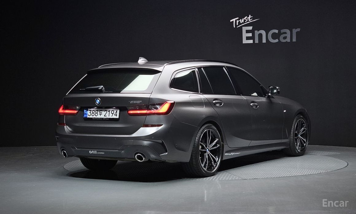2022 BMW 3 серии VII (G2x) 320i Touring M Sports с пробегом 65 020 км