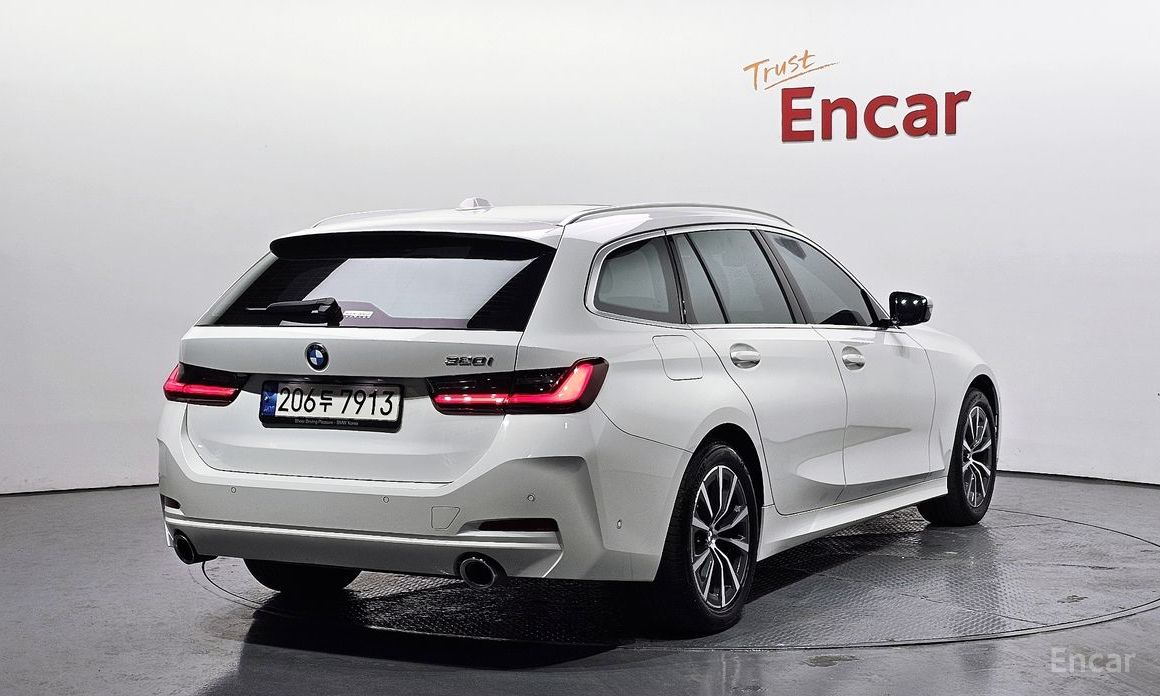 2023 BMW 3 серии VII (G2x) 320i Touring с пробегом 33 920 км