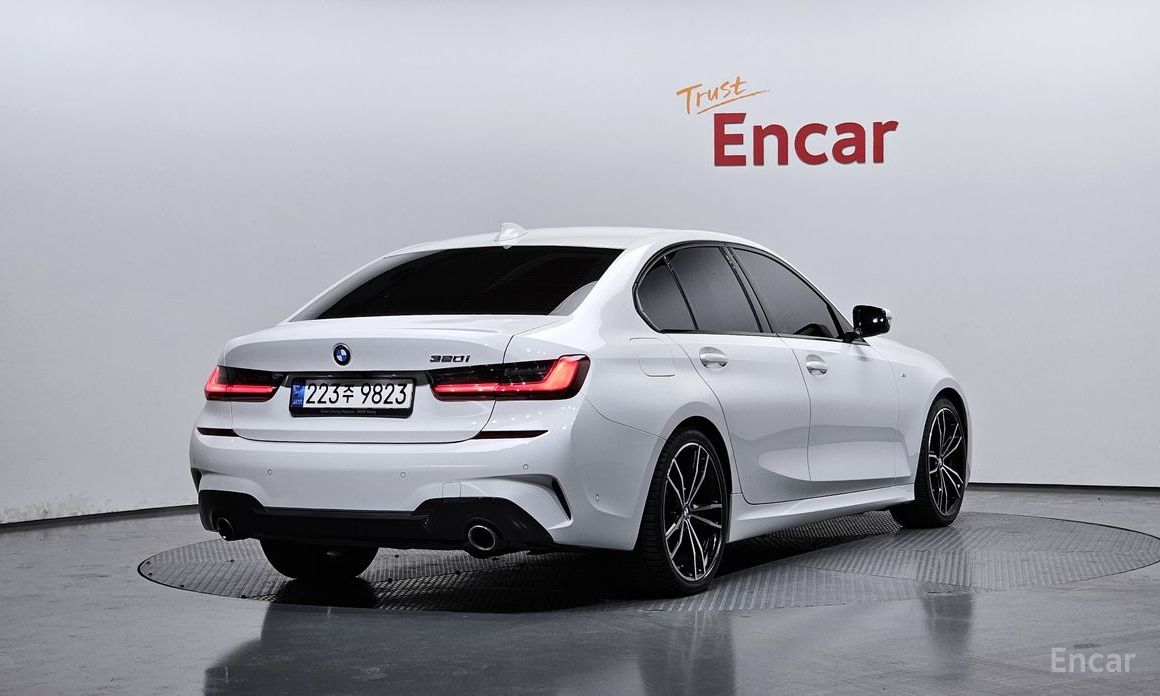 2022 BMW 3 серии VII (G2x) 320i M Sport с пробегом 43 058 км