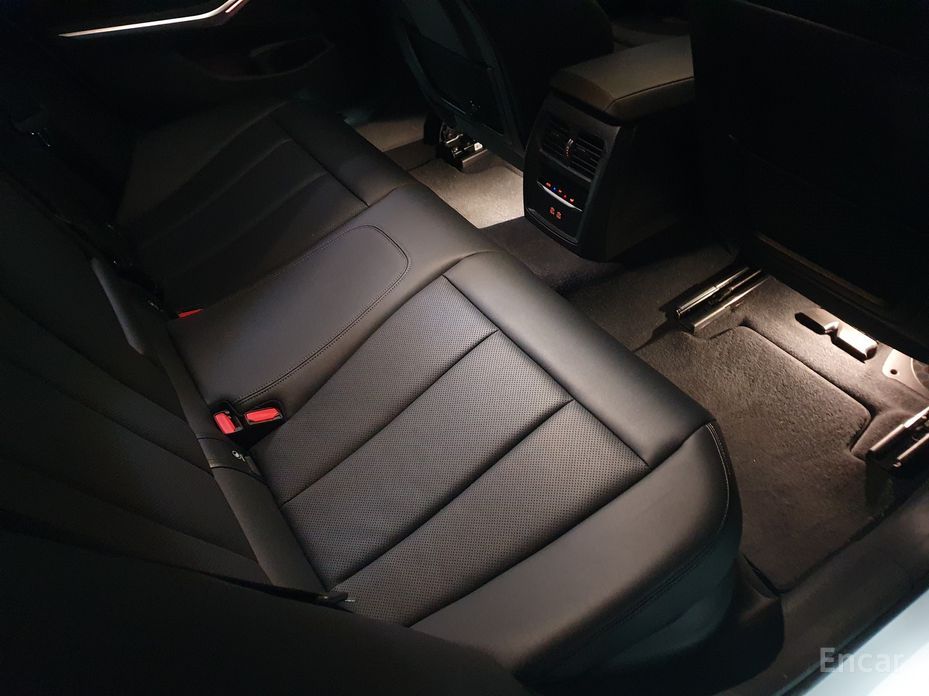 2021 BMW 3 серии VII (G2x) 320i с пробегом 45 957 км
