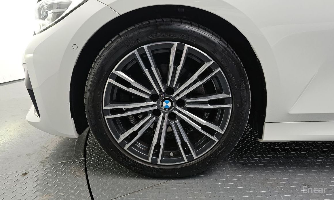 2022 BMW 3 серии VII (G2x) 320i M Sport с пробегом 42 687 км