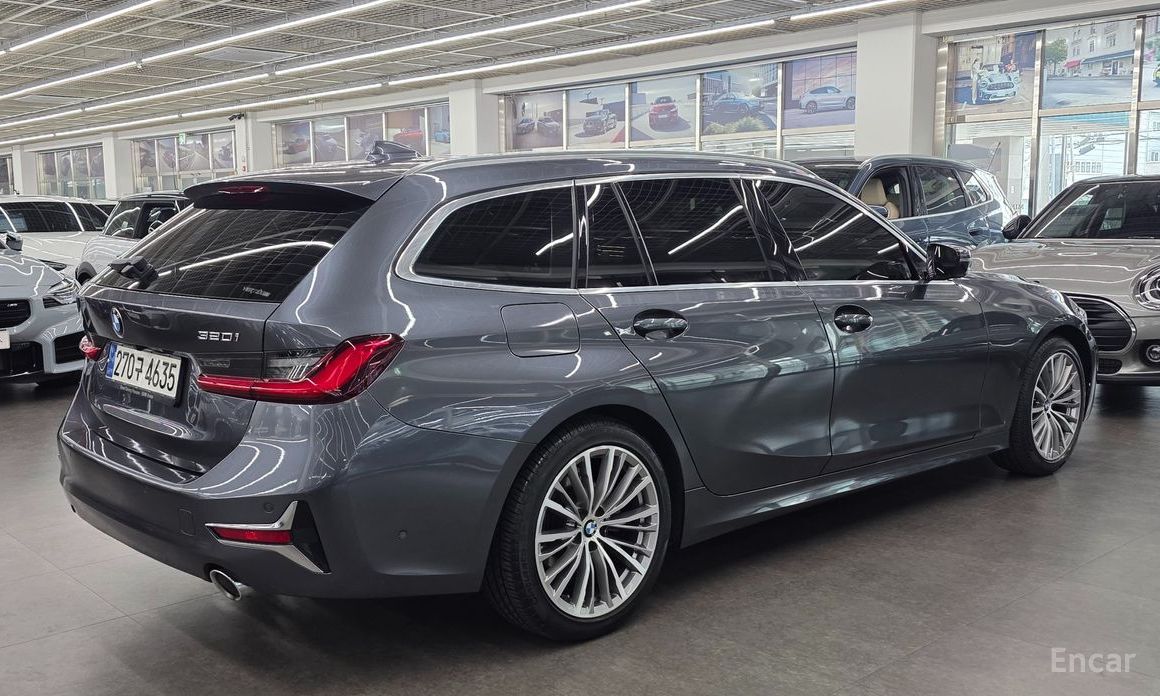 2021 BMW 3 серии VII (G2x) 320i Touring Luxury с пробегом 61 075 км
