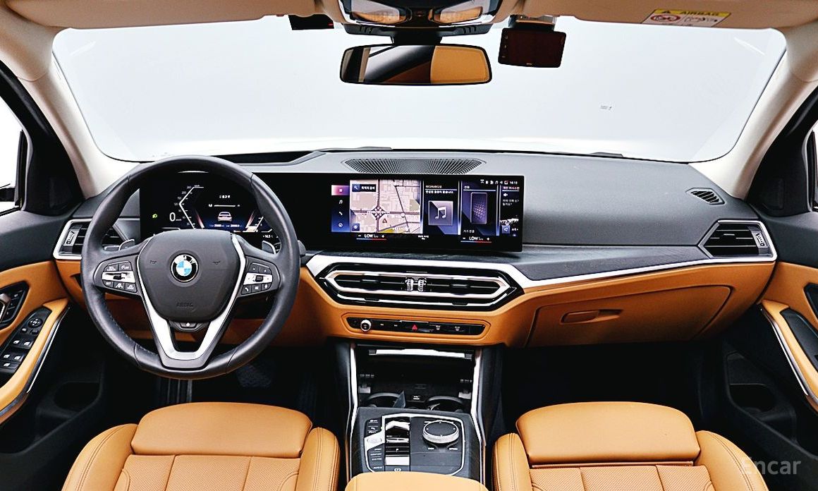 2023 BMW 3 серии VII (G2x) 320i с пробегом 25 508 км