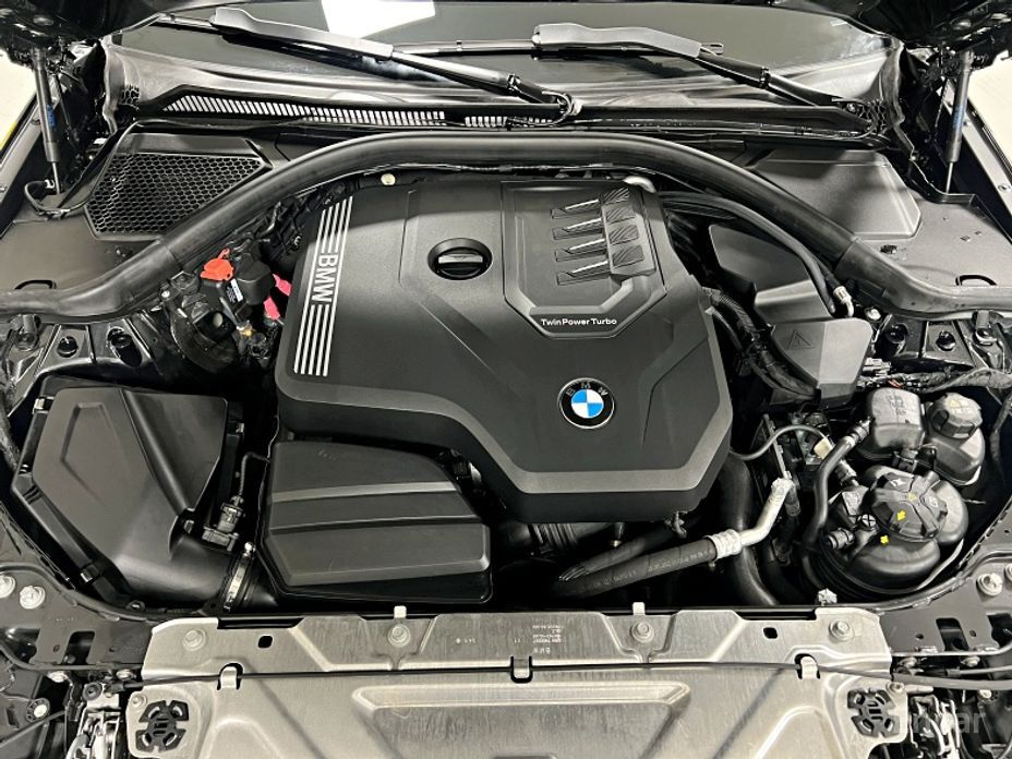 2023 BMW 3 серии VII (G2x) 320i с пробегом 13 097 км