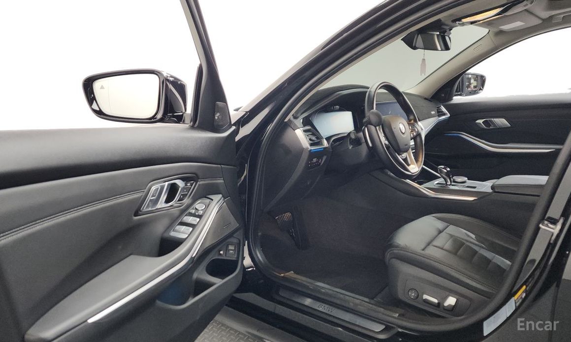 2021 BMW 3 серии VII (G2x) 330e Luxury с пробегом 63 391 км