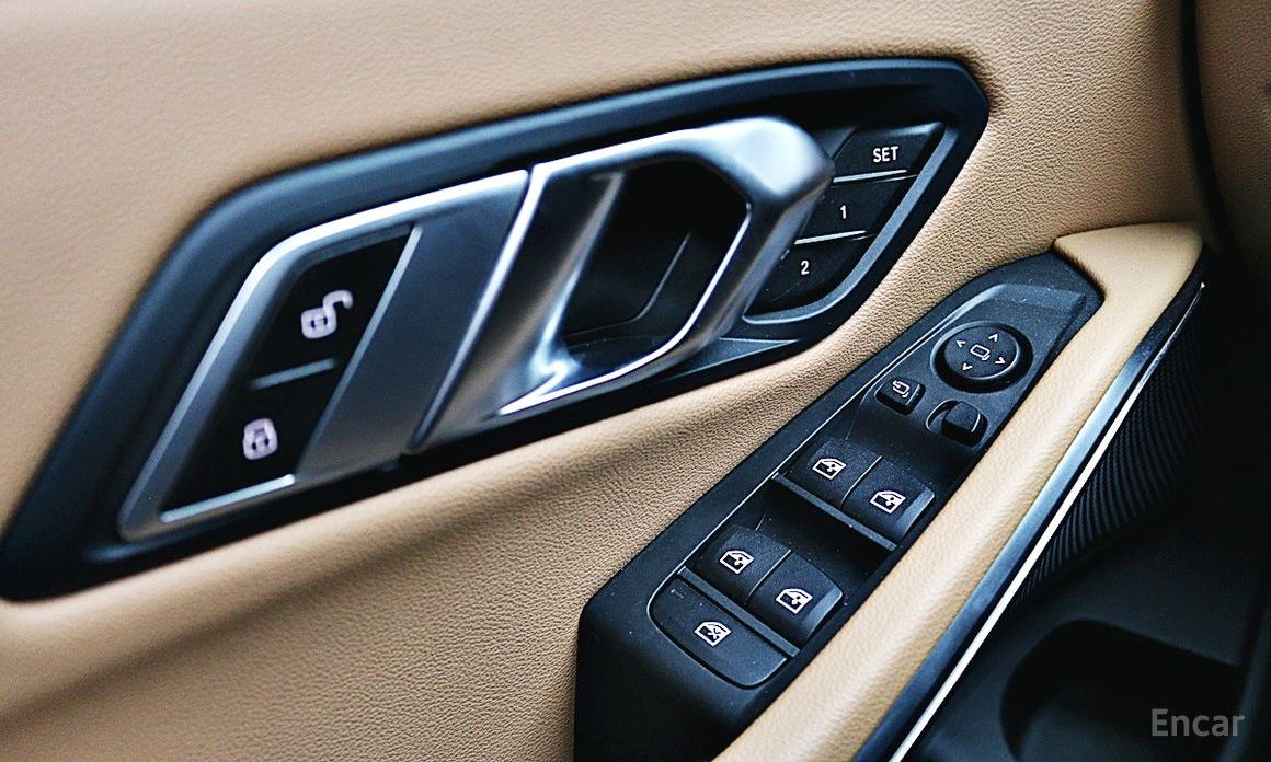 2023 BMW 3 серии VII (G2x) 320i с пробегом 25 508 км