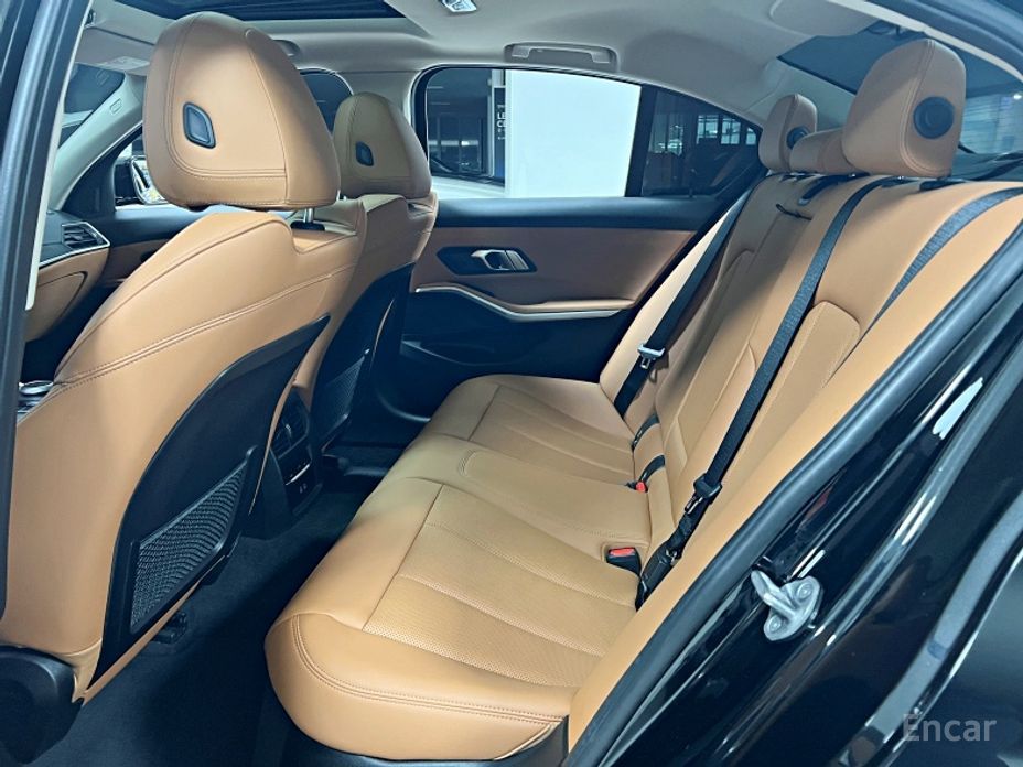 2023 BMW 3 серии VII (G2x) 320i с пробегом 13 097 км
