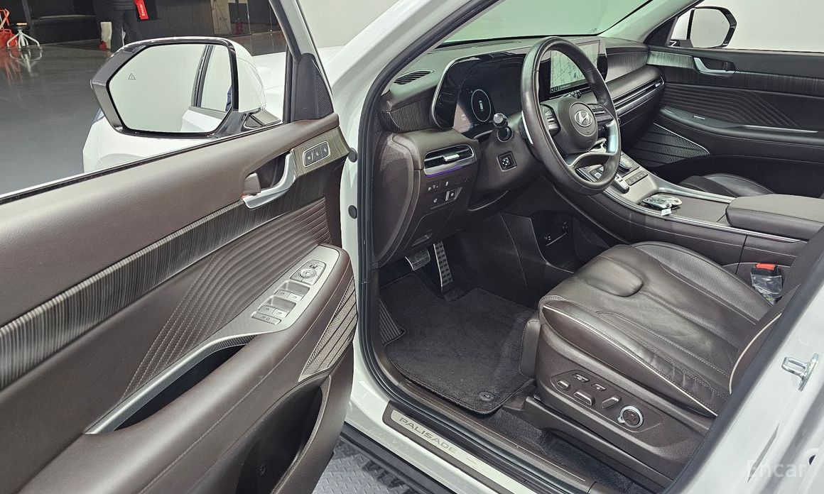 2023 Hyundai Palisade I Рестайлинг Diesel 2.2 2WD Calligraphy с пробегом 39 482 км