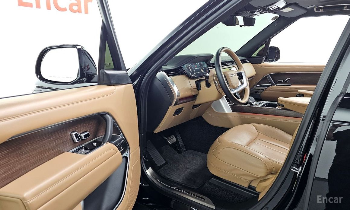 2023 Land Rover Range Rover V P530 Autobiography Long Wheel Base с пробегом 39 561 км