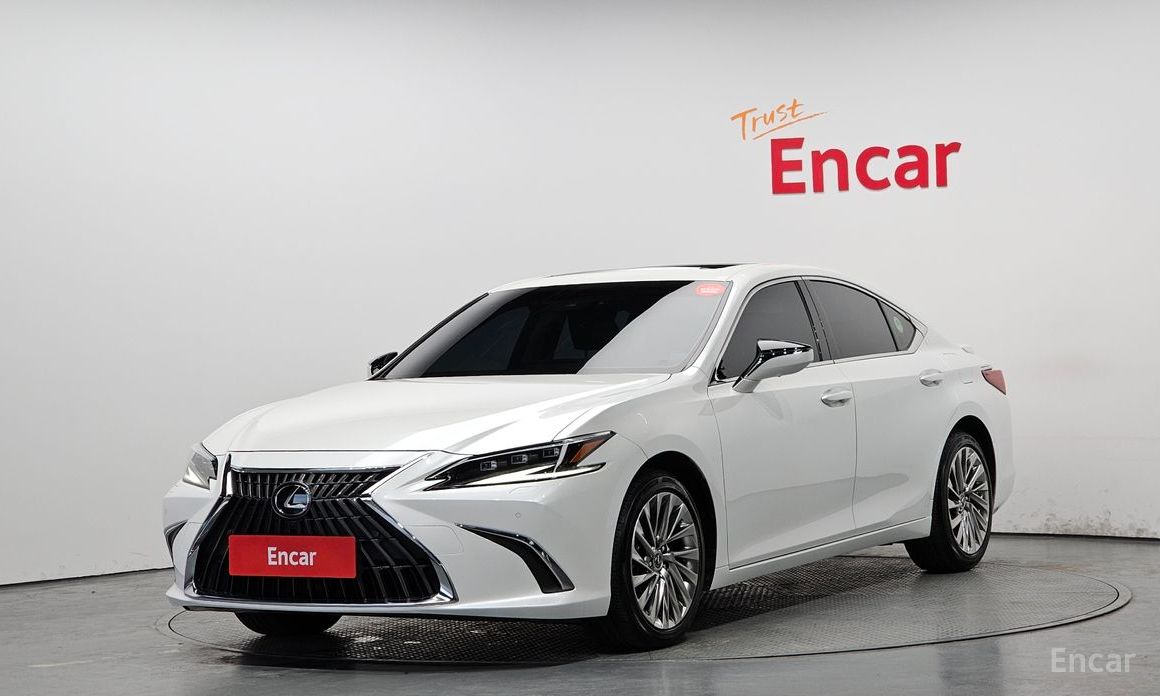 2023 Lexus ES VII Рестайлинг Executive с пробегом 37 344 км