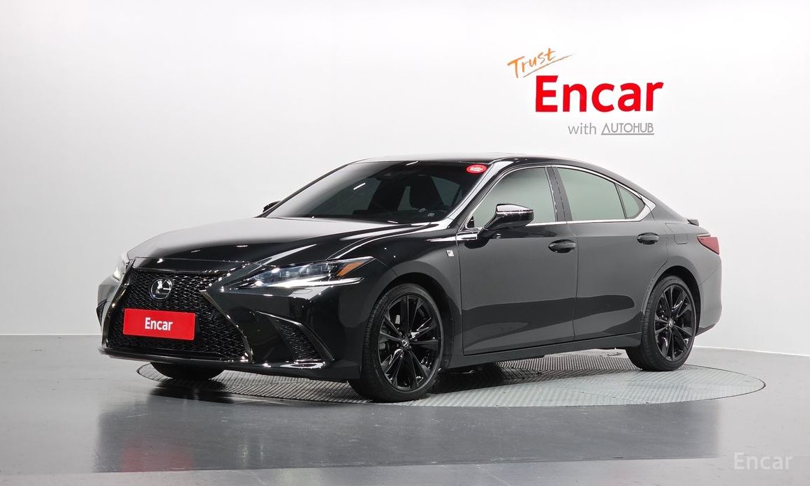 2023 Lexus ES VII Рестайлинг F-Sport с пробегом 56 465 км