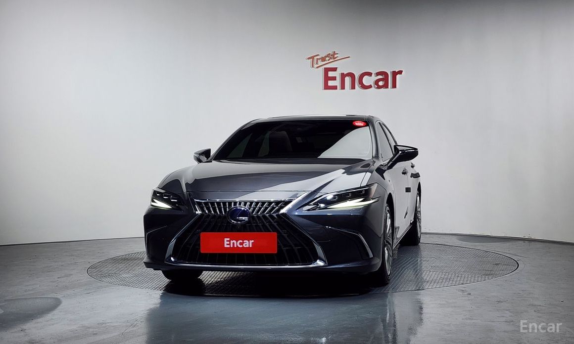 2022 Lexus ES VII Рестайлинг Executive с пробегом 39 502 км