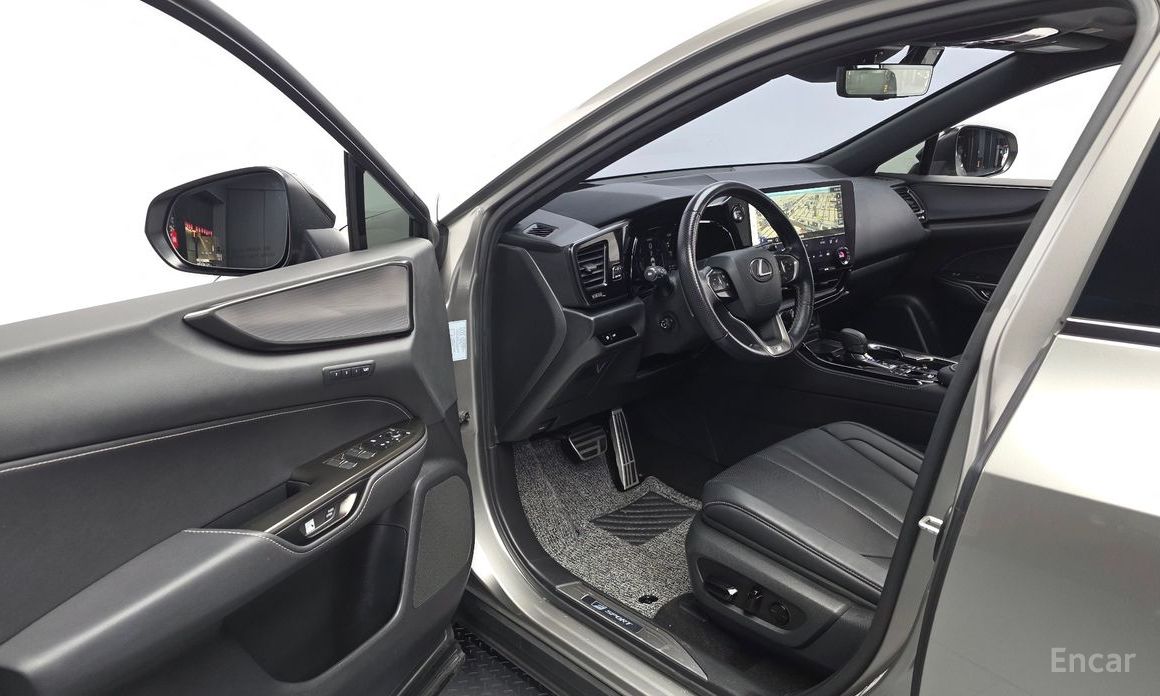 2022 Lexus NX II F-Sport с пробегом 50 085 км