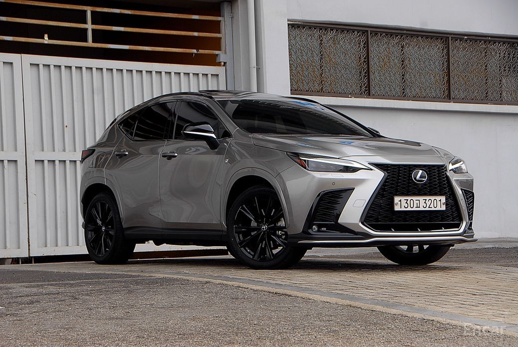 2023 Lexus NX II F-Sport с пробегом 53 515 км