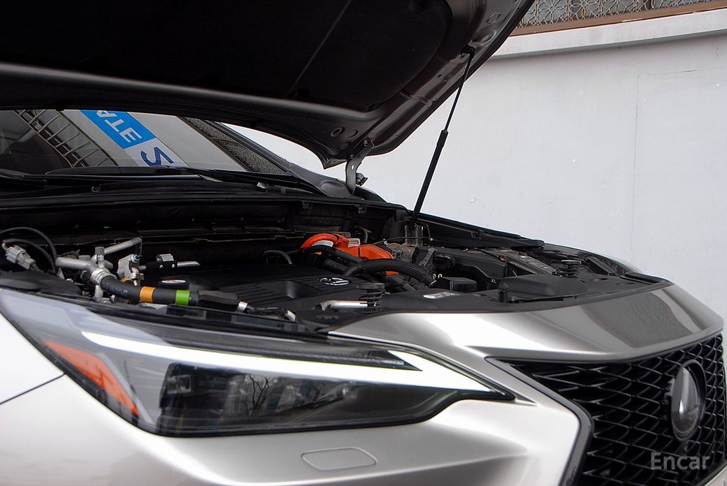 2023 Lexus NX II F-Sport с пробегом 53 515 км