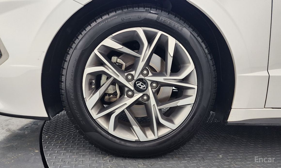 2021 Hyundai Sonata VIII (DN8) 2.0 Premium Family с пробегом 52 115 км