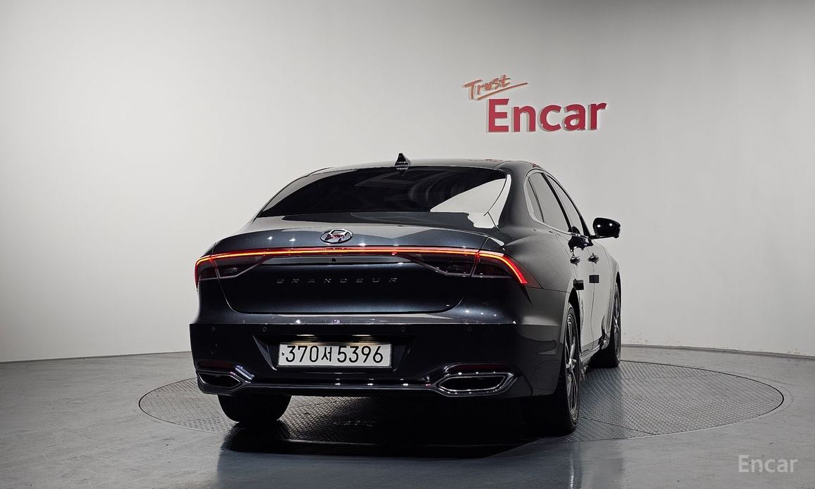 2022 Hyundai Grandeur VI Рестайлинг 2.5 Le Blanc с пробегом 72 192 км