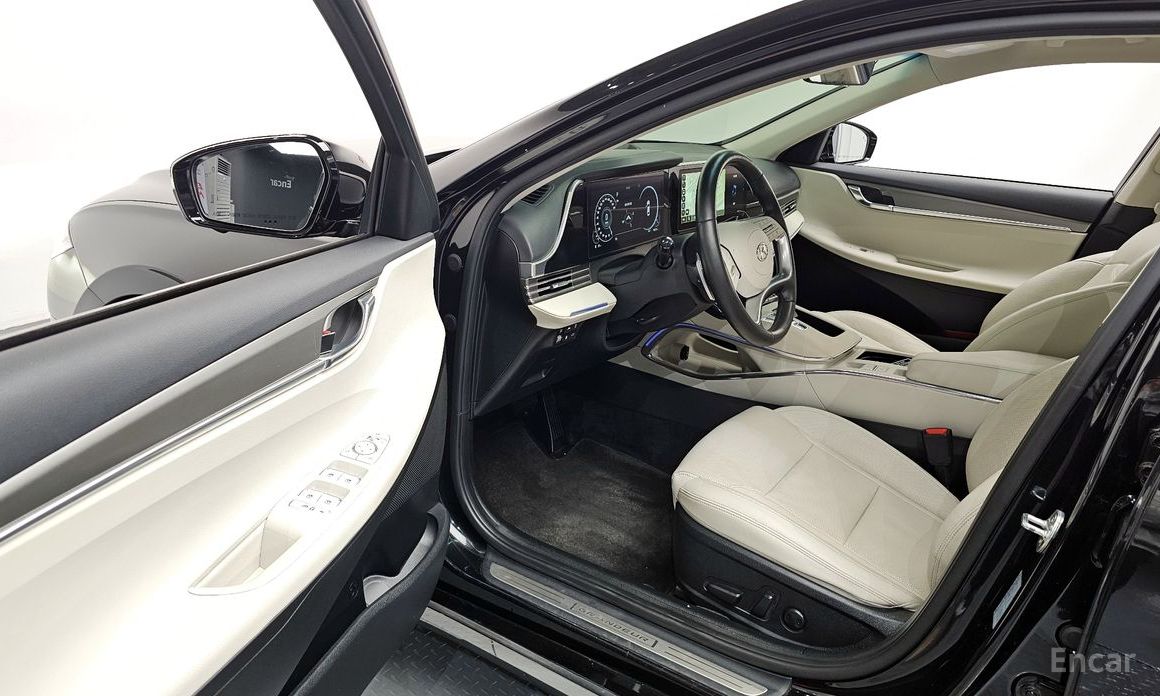 2022 Hyundai Grandeur VI Рестайлинг 2.5 Le Blanc с пробегом 92 511 км