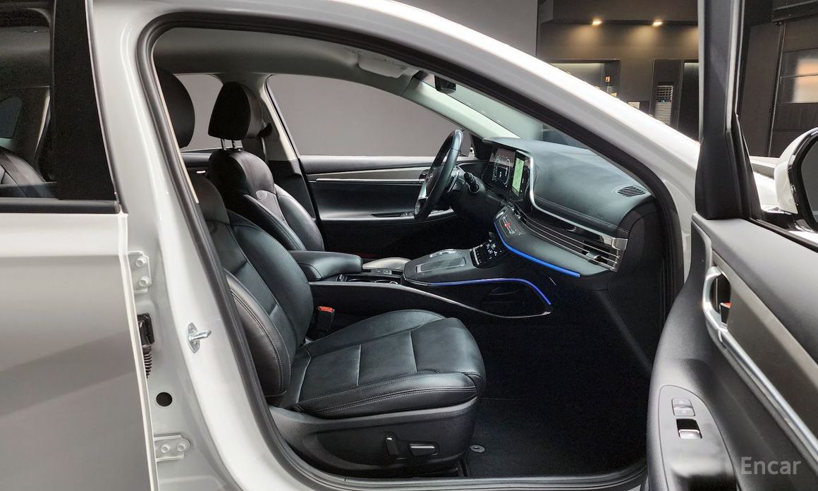 2021 Hyundai Grandeur VI Рестайлинг 2.5 Le Blanc с пробегом 73 486 км