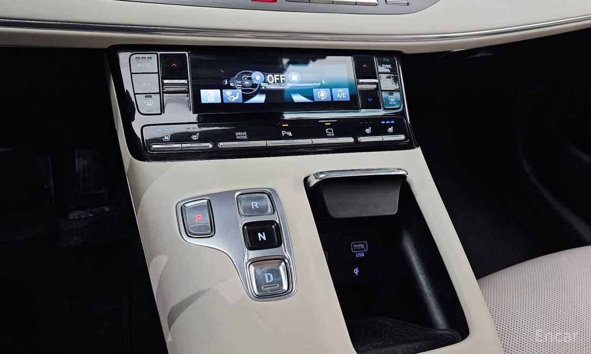 2022 Hyundai Grandeur VI Рестайлинг 2.5 Le Blanc с пробегом 92 822 км