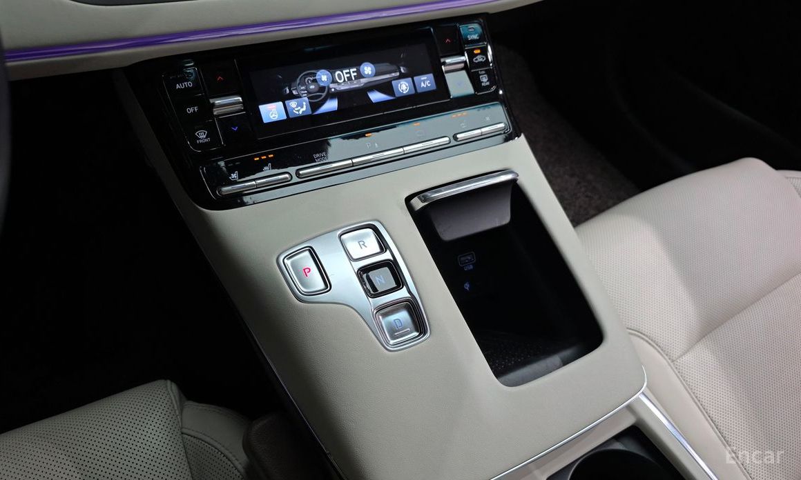 2022 Hyundai Grandeur VI Рестайлинг 2.5 Le Blanc с пробегом 107 202 км