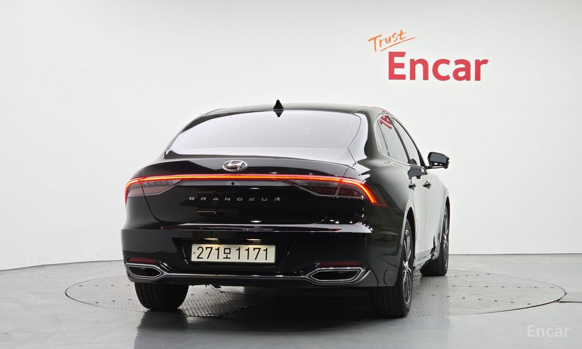 2022 Hyundai Grandeur VI Рестайлинг 2.5 Exclusice с пробегом 99 899 км