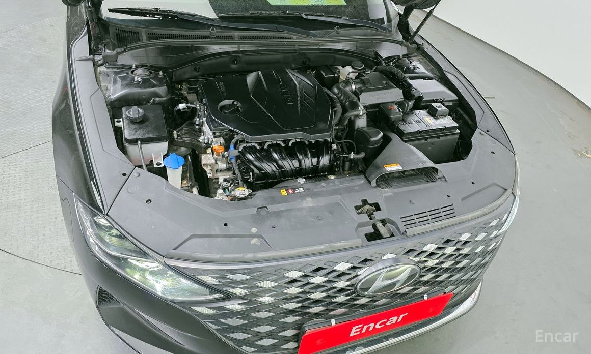 2021 Hyundai Grandeur VI Рестайлинг 2.5 Le Blanc с пробегом 137 161 км