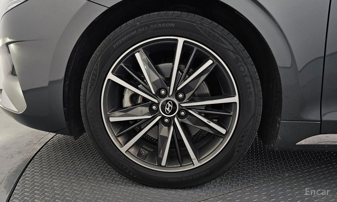 2022 Hyundai Grandeur VI Рестайлинг 2.5 Exclusice с пробегом 122 714 км