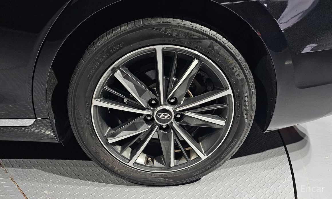 2021 Hyundai Grandeur VI Рестайлинг 2.5 Exclusice с пробегом 124 004 км