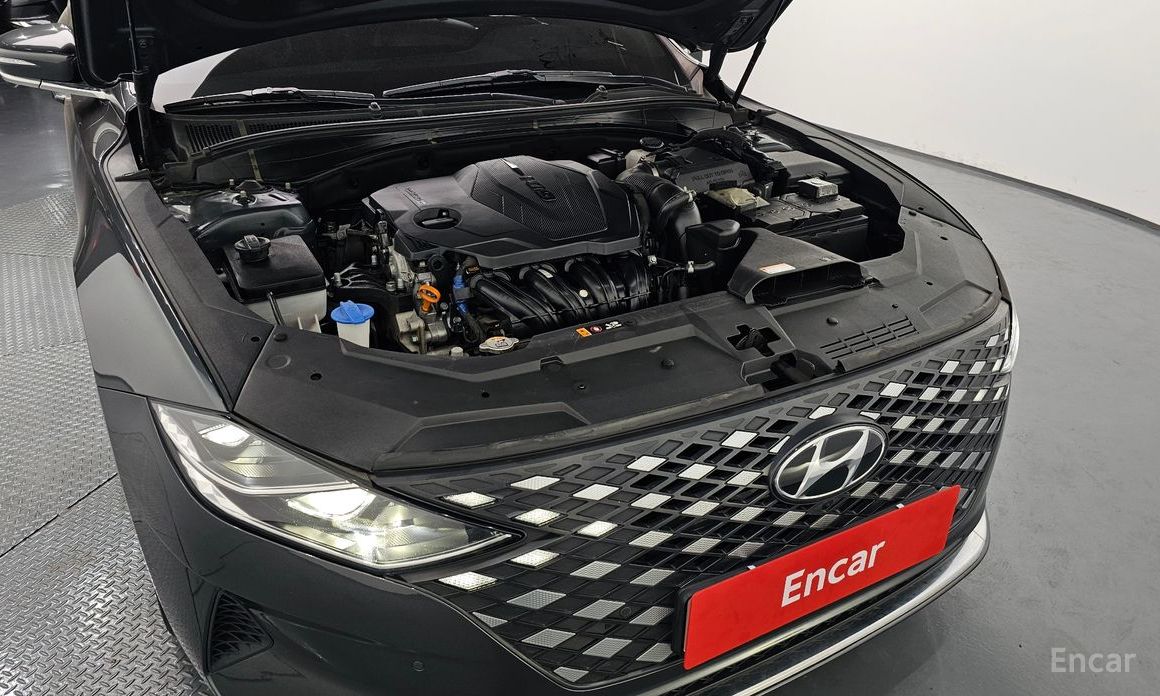 2022 Hyundai Grandeur VI Рестайлинг 2.5 Exclusice с пробегом 122 714 км
