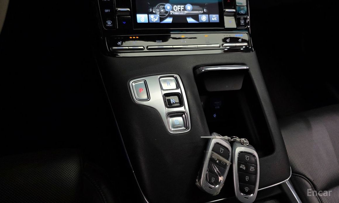 2021 Hyundai Grandeur VI Рестайлинг 2.5 Le Blanc с пробегом 137 161 км