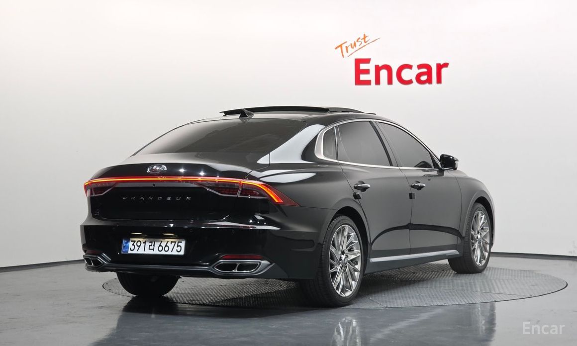 2022 Hyundai Grandeur VI Рестайлинг 3.3 Calligraphy с пробегом 67 598 км