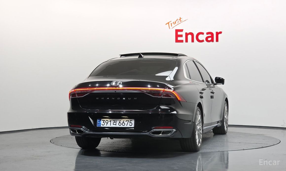 2022 Hyundai Grandeur VI Рестайлинг 3.3 Calligraphy с пробегом 67 598 км