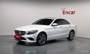 2020 Mercedes-Benz C-Класс IV (W205) Рестайлинг C200 Avantgarde с пробегом 52 151 км