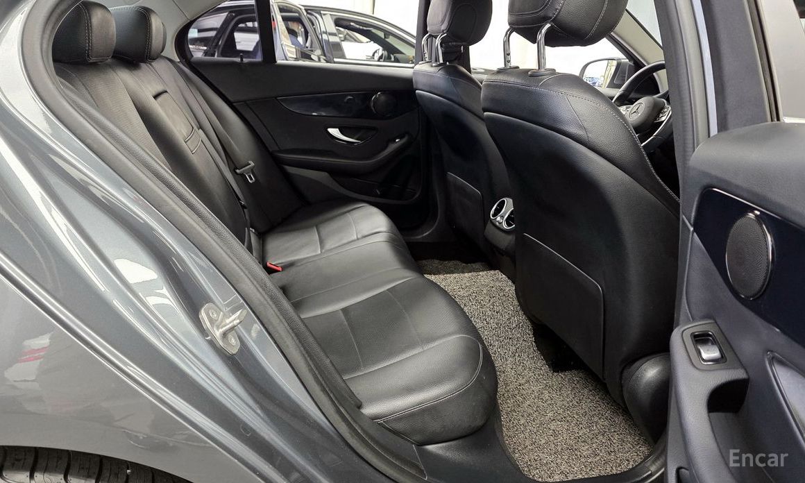 2020 Mercedes-Benz C-Класс IV (W205) Рестайлинг C200 с пробегом 133 976 км