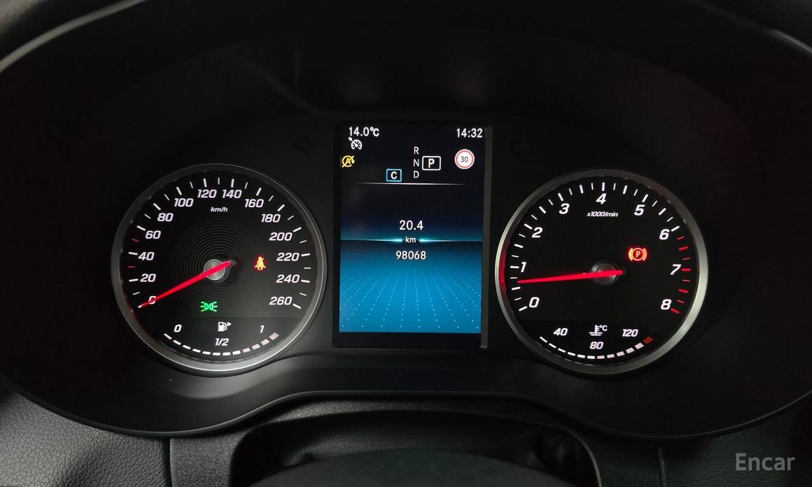 2020 Mercedes-Benz C-Класс IV (W205) Рестайлинг C200 с пробегом 98 068 км