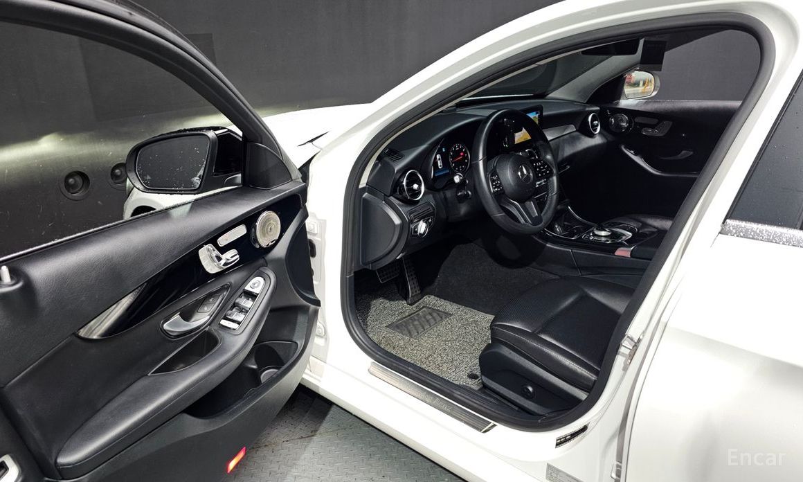 2019 Mercedes-Benz C-Класс IV (W205) Рестайлинг C200 с пробегом 96 056 км