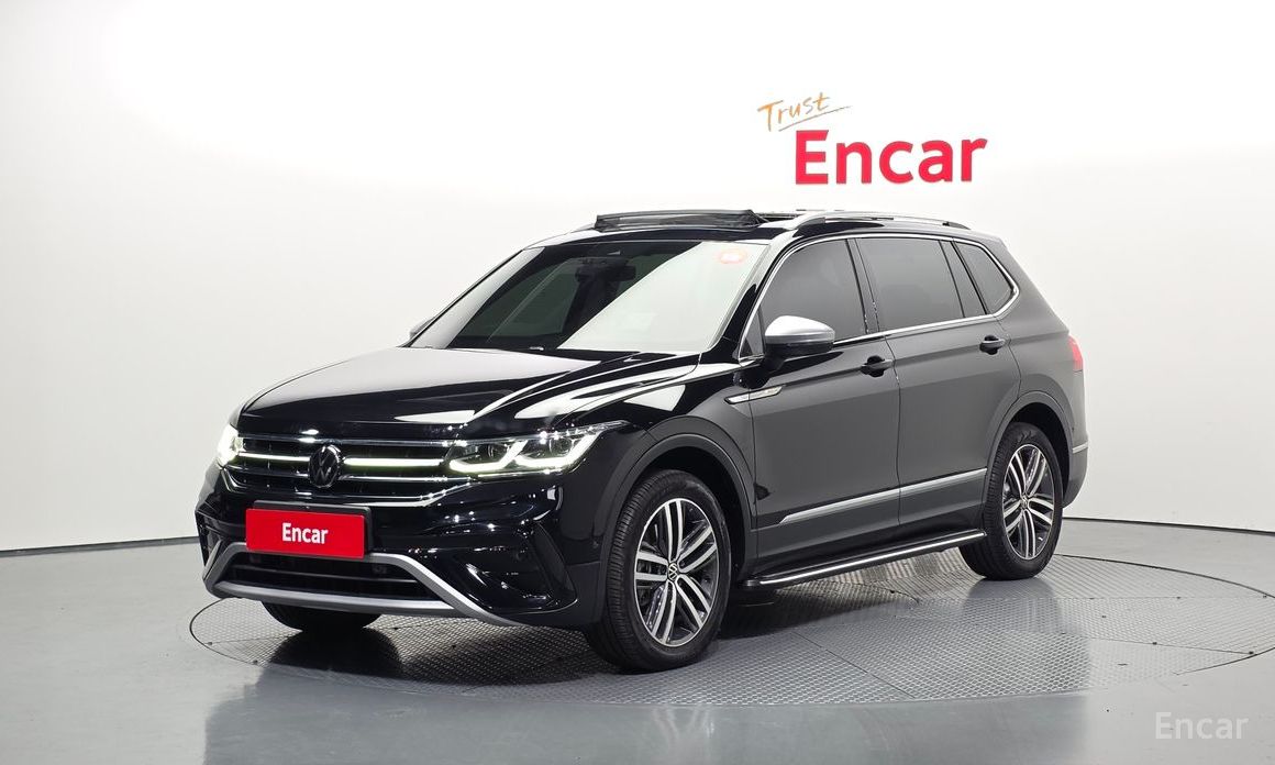 2022 Volkswagen Tiguan II Рестайлинг 2.0 TSI Prestige с пробегом 4 573 км