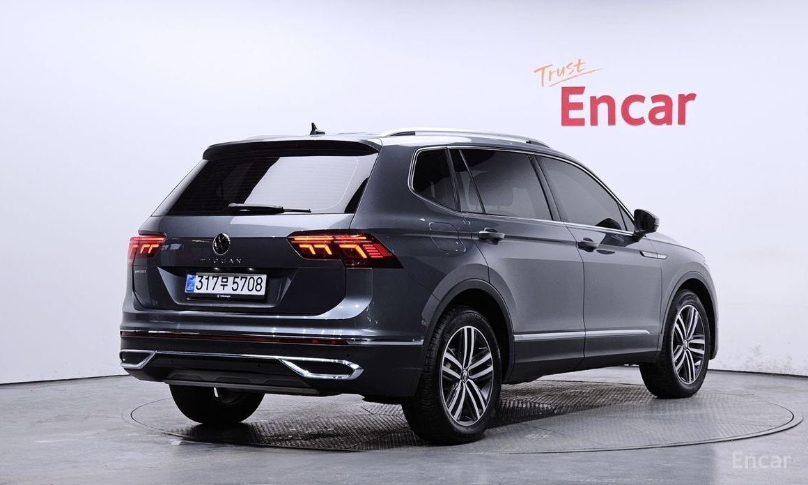 2022 Volkswagen Tiguan II Рестайлинг 2.0 TSI Prestige с пробегом 73 915 км