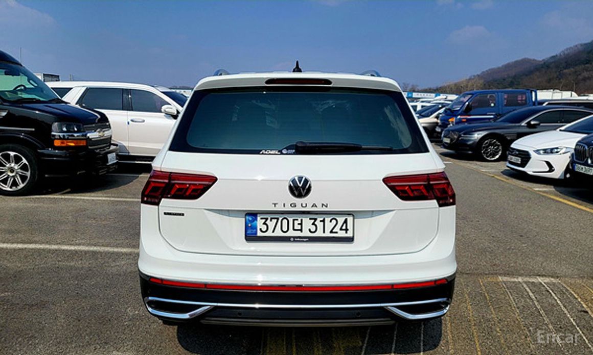 2022 Volkswagen Tiguan II Рестайлинг 2.0 TSI Prestige с пробегом 44 712 км