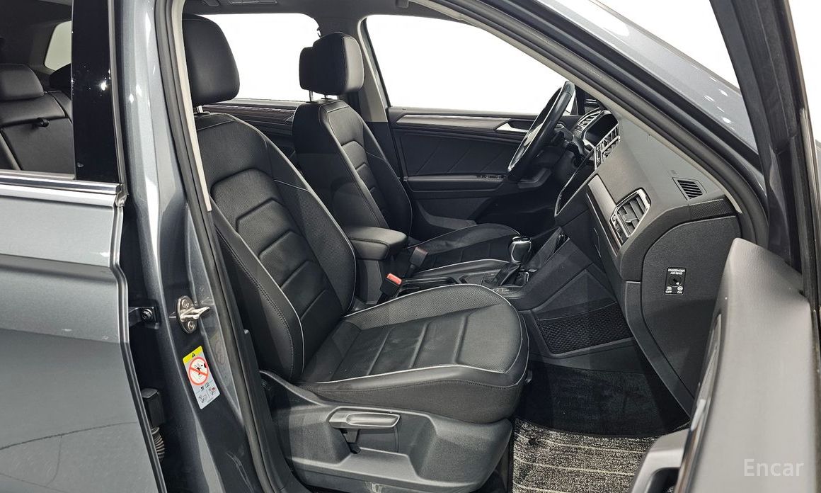 2022 Volkswagen Tiguan II Рестайлинг 2.0 TSI Prestige с пробегом 73 915 км