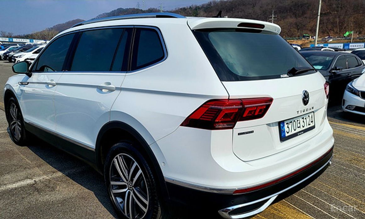 2022 Volkswagen Tiguan II Рестайлинг 2.0 TSI Prestige с пробегом 44 712 км