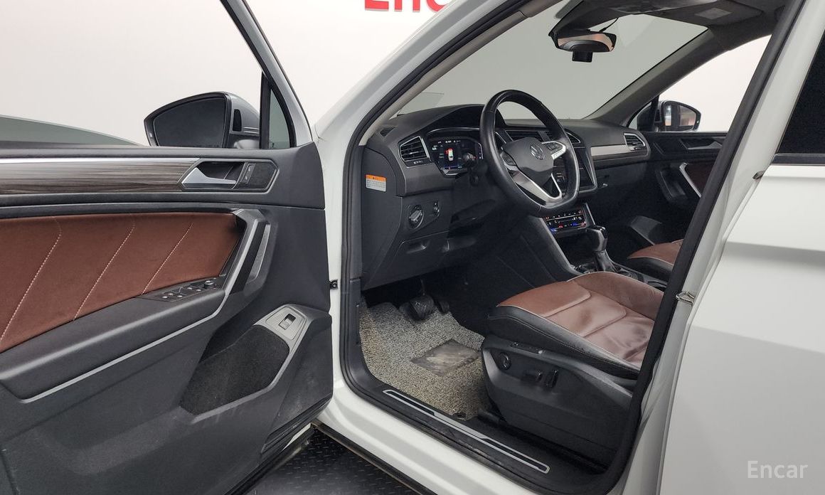 2022 Volkswagen Tiguan II Рестайлинг 2.0 TSI Prestige с пробегом 60 353 км