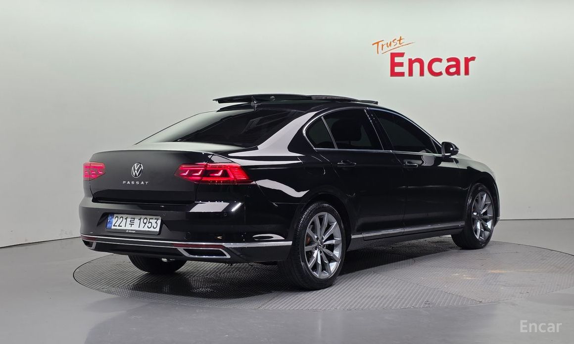 2022 Volkswagen Passat B8 Рестайлинг 2.0 TDI Prestige с пробегом 40 286 км