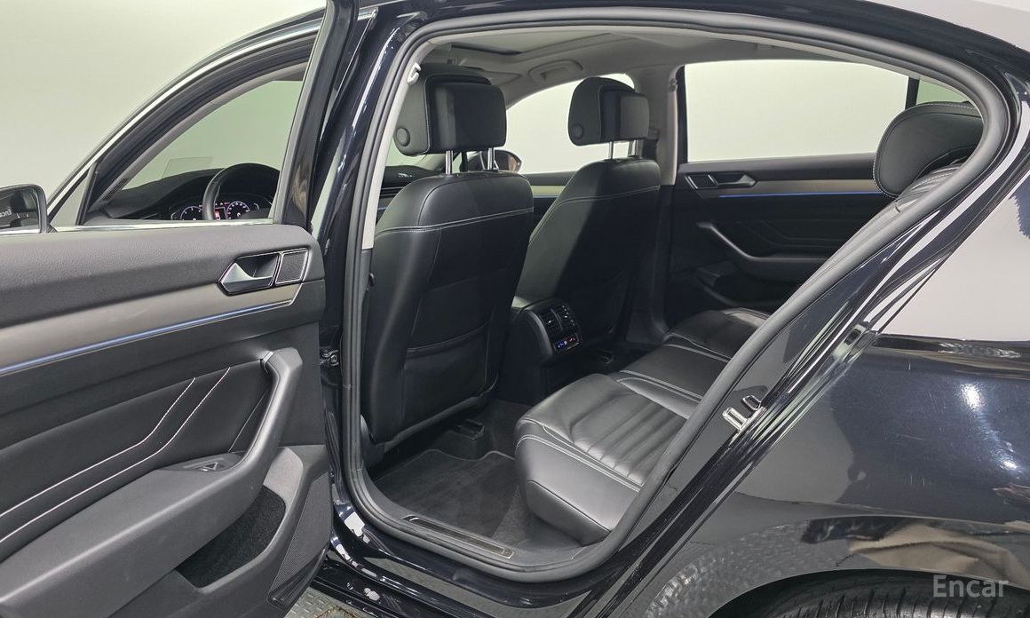 2022 Volkswagen Passat B8 Рестайлинг 2.0 TDI Prestige с пробегом 40 286 км