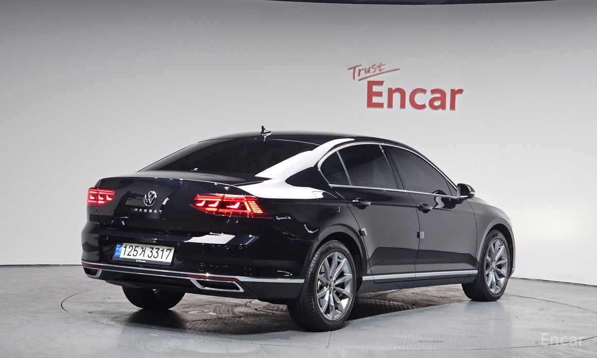 2022 Volkswagen Passat B8 Рестайлинг 2.0 TDI Prestige с пробегом 38 416 км