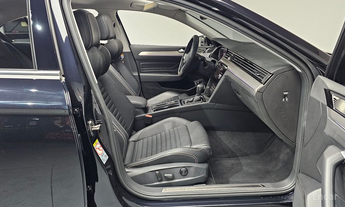 2022 Volkswagen Passat B8 Рестайлинг 2.0 TDI Prestige с пробегом 38 416 км