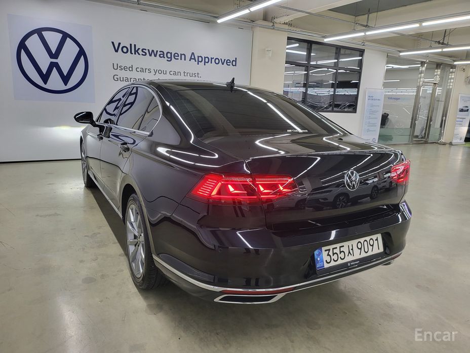 2021 Volkswagen Passat B8 Рестайлинг 2.0 TDI Prestige с пробегом 89 118 км