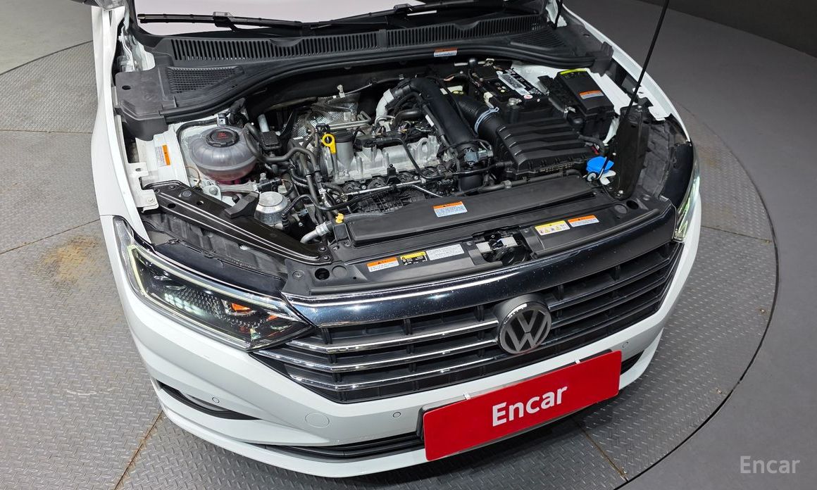 2021 Volkswagen Jetta VII Рестайлинг 1.4 TSI Prestige с пробегом 42 984 км