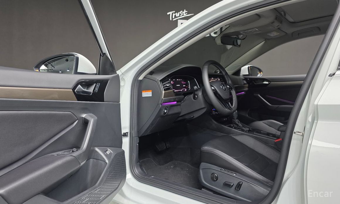 2021 Volkswagen Jetta VII Рестайлинг 1.4 TSI Prestige с пробегом 42 984 км